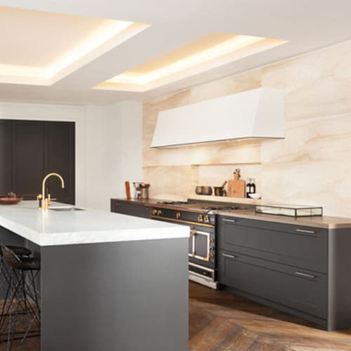paralle-keuken mermer white details