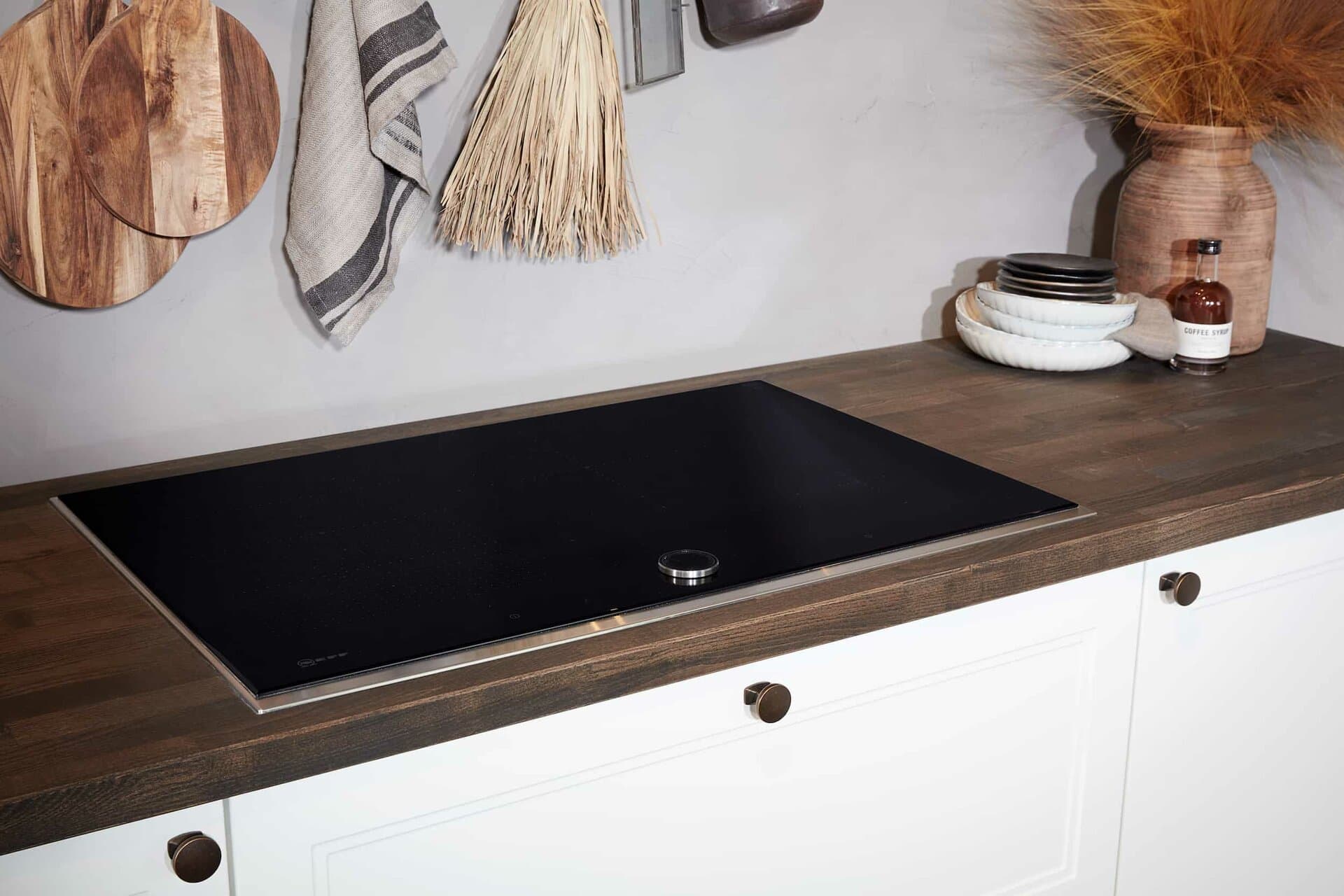 Detail kookplaat Argens Arctiswit matlak